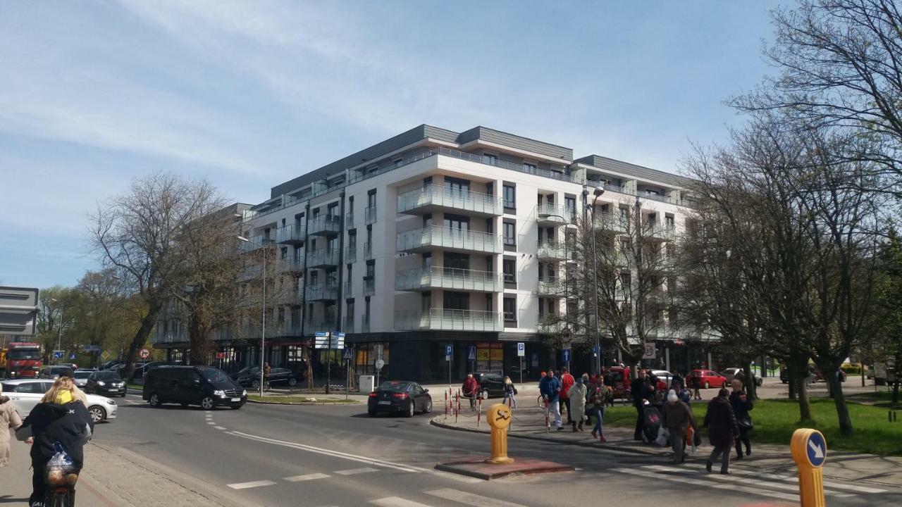 Apartament dla Ciebie z tarasem i garazem Kolobrzeg Bagian luar foto